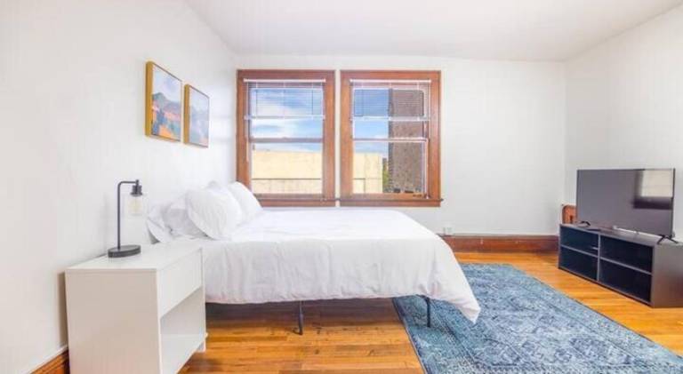 Apartment for 2 persons in Des Moines, IA