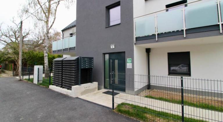 Rental apartment with 2 rooms for 6 persons — photo 3