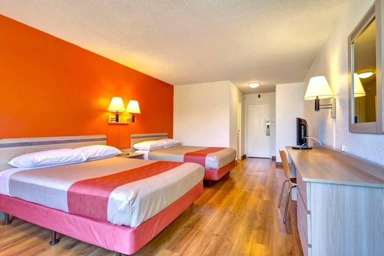 Motel  Redwood Shores