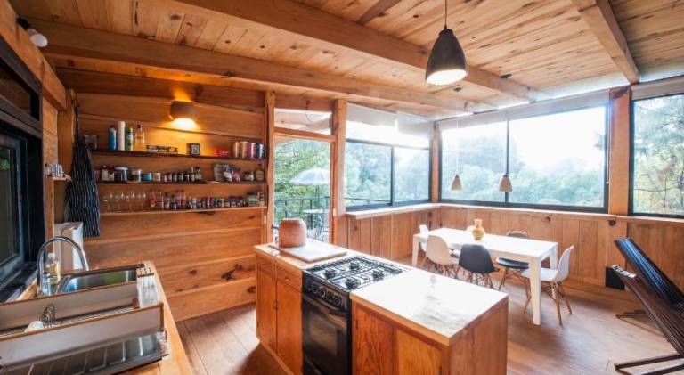 Lodge with terrace, grill & garden — photo 4