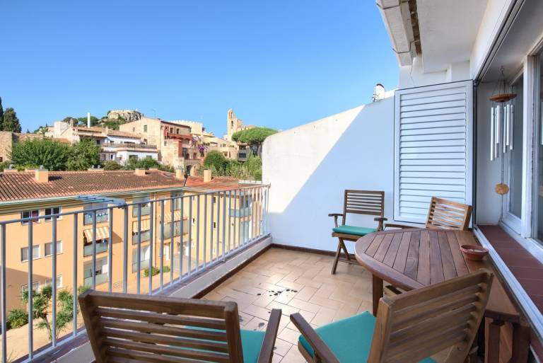Holiday Home 'Can Quintaneta' with Private Terrace, Balcony and Wi-Fi in Begur