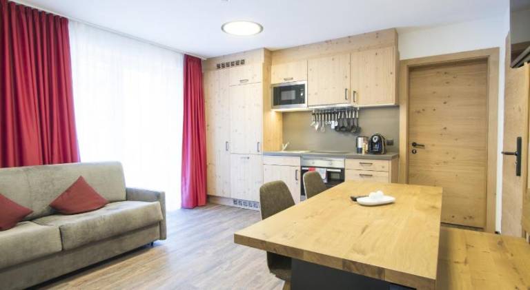 Serviced apartment with garden, terrace & barbecue — photo 3