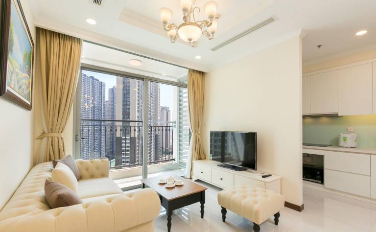 Rental apartment with jacuzzi & pool | Suitable for remote work | Pets allowed in Ho Chi Minh City