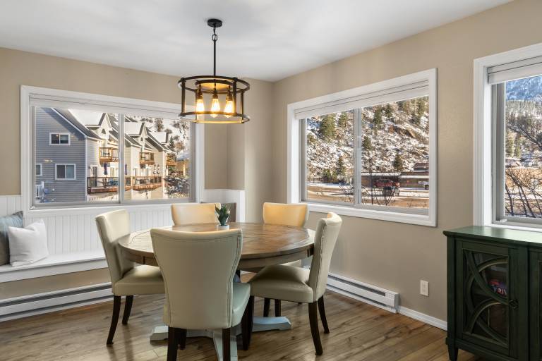 Completely Remodeled Townhome On Uncompahgre River! Walk to Town — photo 5