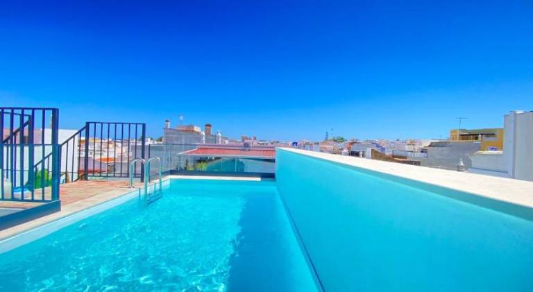 Holiday apartment with heated pool & terrace — photo 2