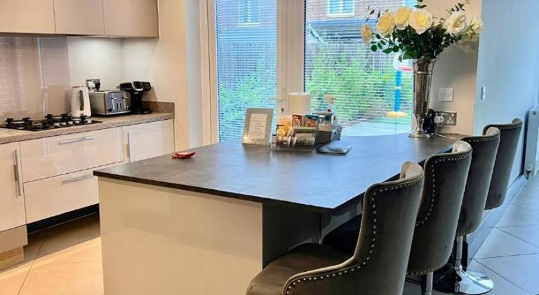 Vacation home with 4 rooms for 12 persons in Durham