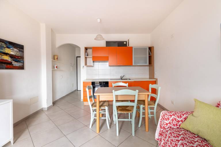Pleasant rental apartment with patio | Next to the beach | Pet-friendly — photo 4