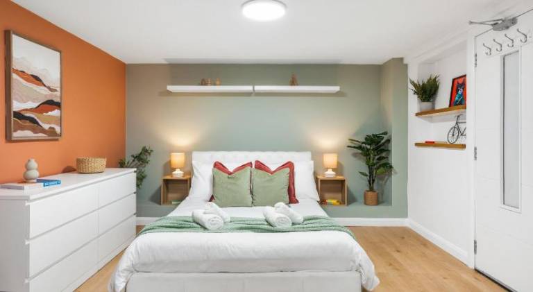 Apartment | Near Brighton Palace Pier | Beach nearby | Pets allowed in Brighton