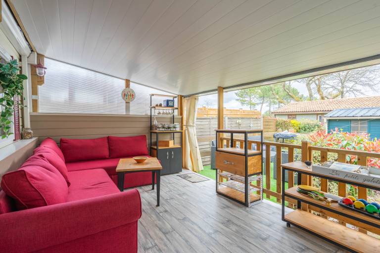 Mobile home with pool & terrace | Garden view | Dogs allowed — photo 3
