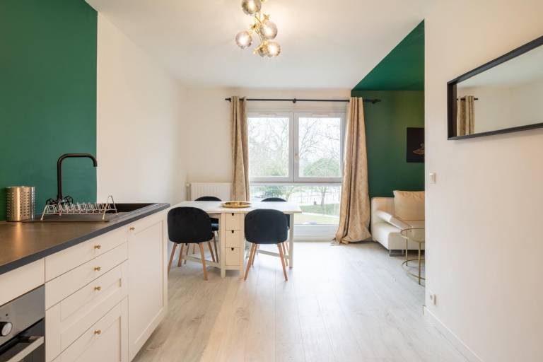 Beautiful 54 m² apartment with parking in Nantes — photo 4