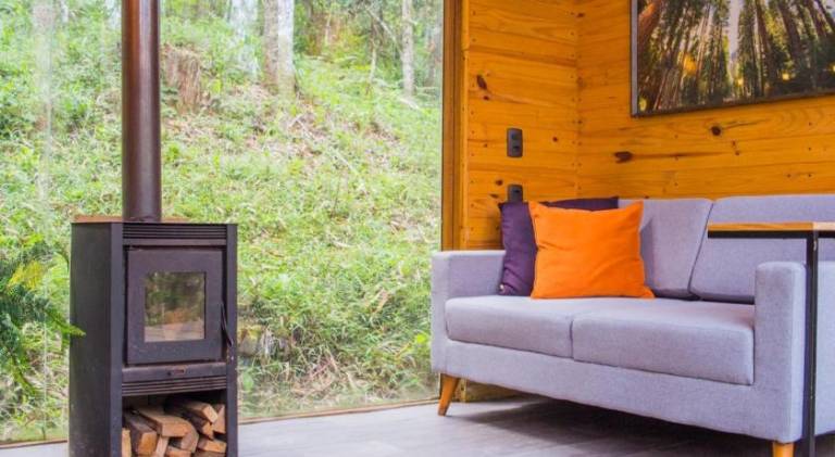 Vacation home with hot tub — photo 4
