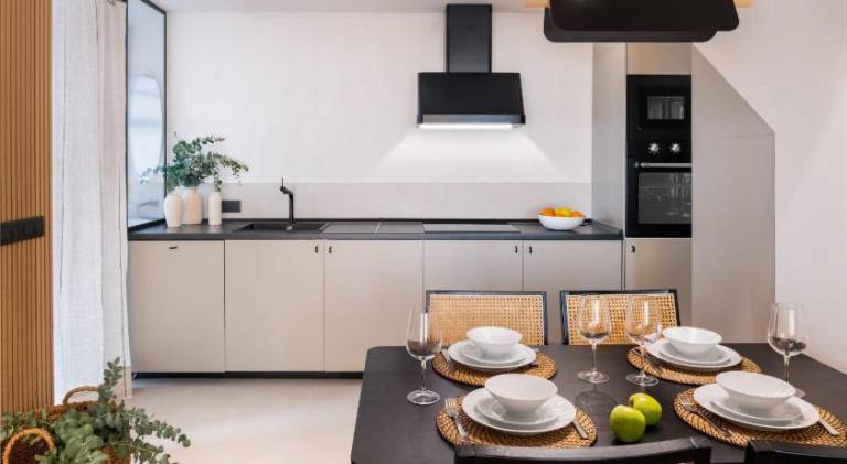 Apartment with pool & jacuzzi | Next to Puerta de la Macarena — photo 3