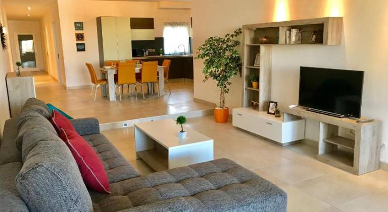 Holiday apartment with terrace — photo 2