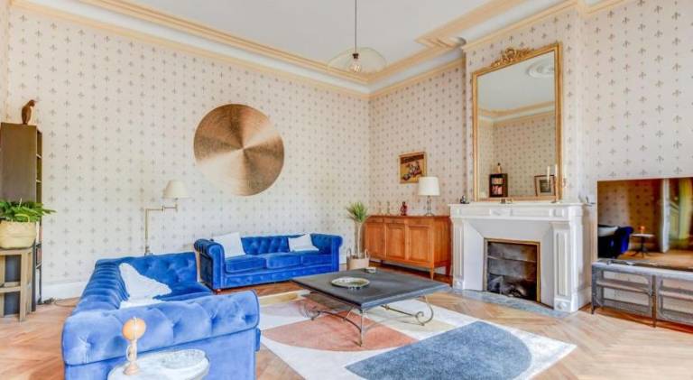 House with 5 rooms for 12 persons in Labege