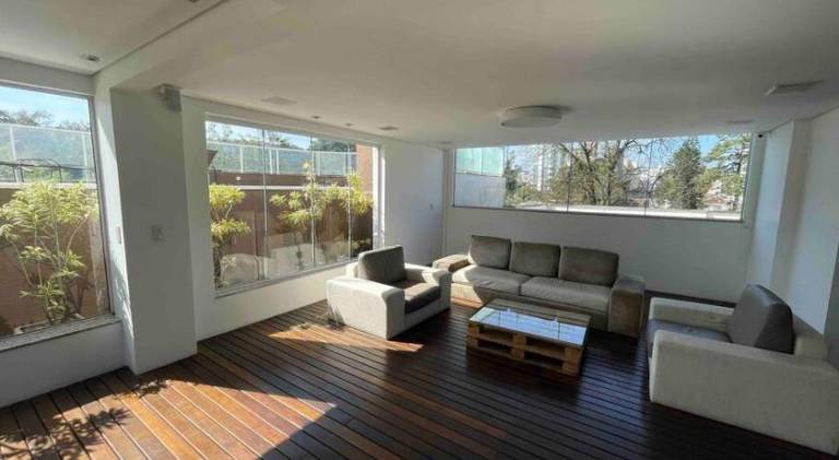 Holiday apartment with pool — photo 4