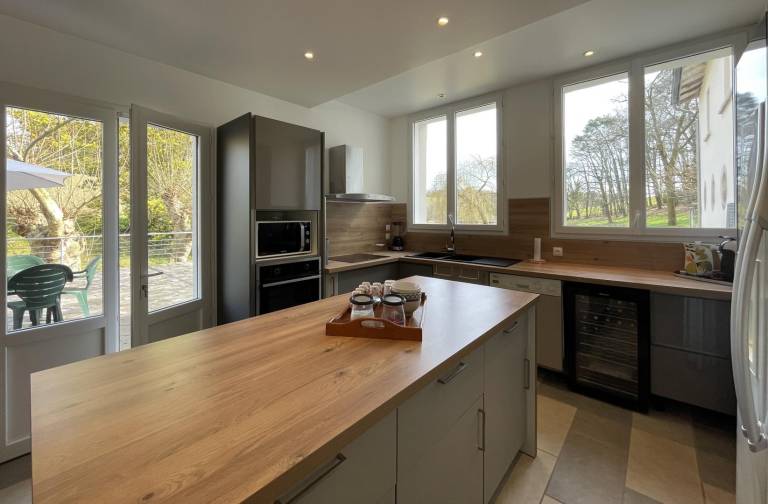 Fully equipped gite with garden, pool & patio | Pets allowed — photo 3