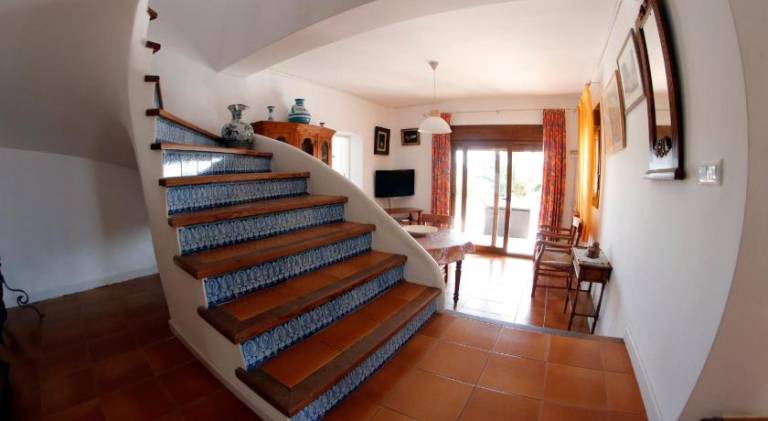 Villa with pool — photo 5