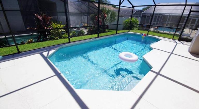 Lovely vacation home with pool | Pets allowed in Lake Buena Vista, FL
