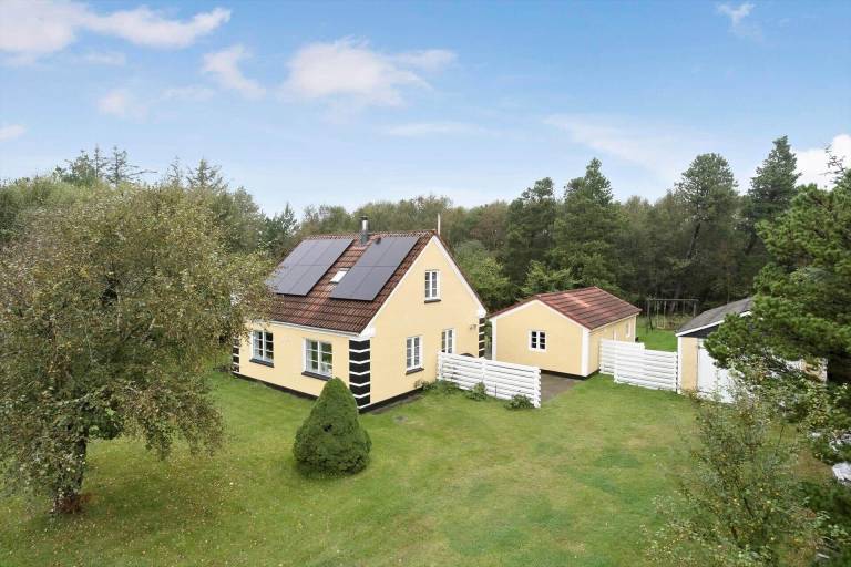 Feriehus  Rødhus Strand