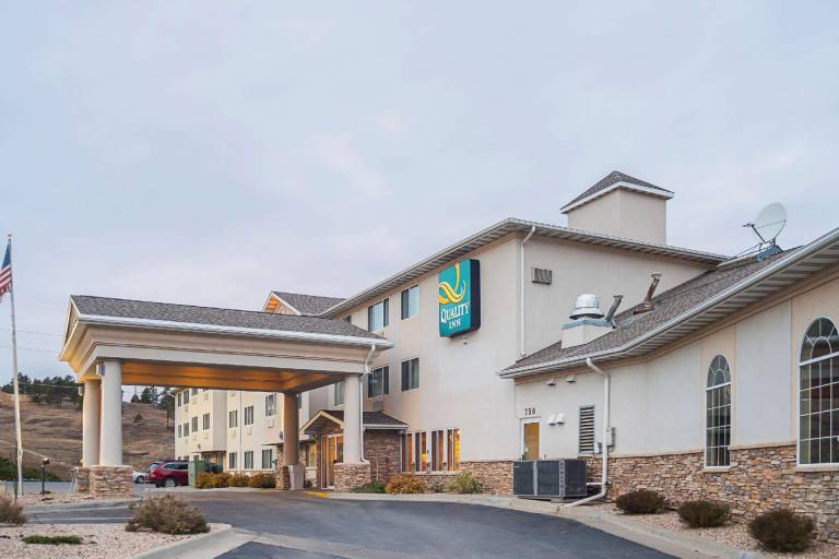 Quality Inn near Monument Health Rapid City Hospital in Rapid City, SD