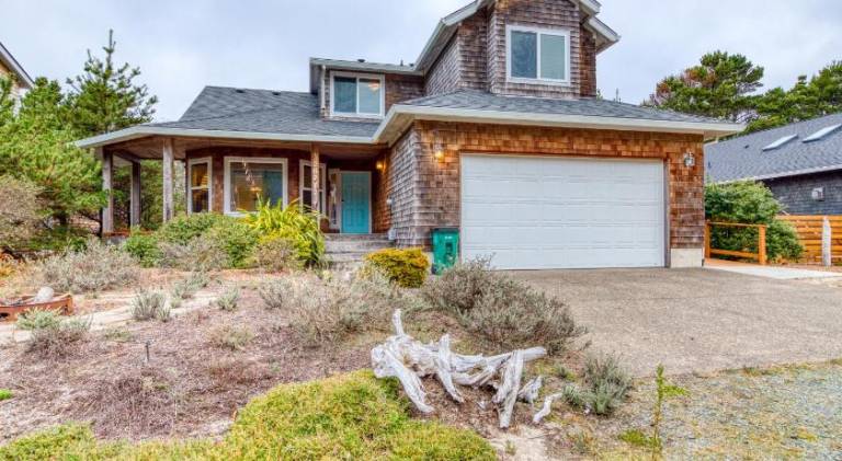 Spacious house with garden | Beach nearby | Perfect for remote work | Pet-friendly in Tillamook, OR