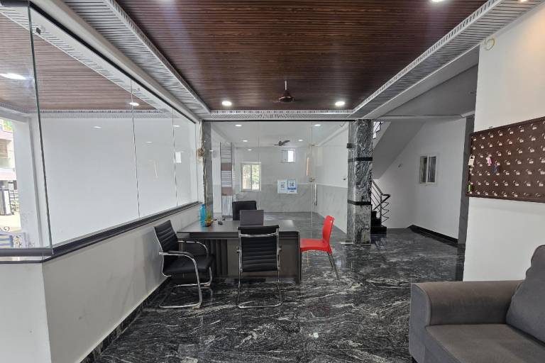 Om Sri Vigneshwara Palani Grand Hotel — photo 3