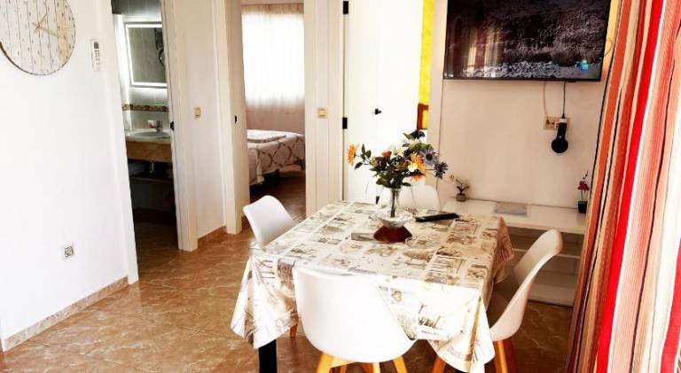 Apartment with 2 rooms for 5 persons — photo 2