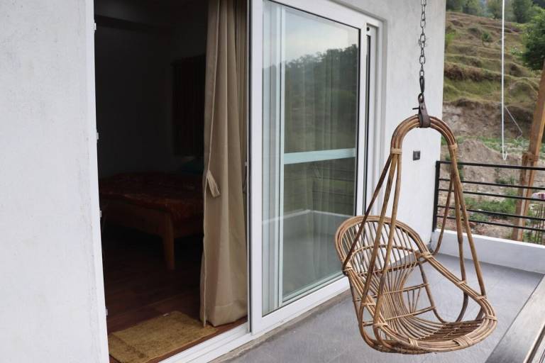 Villa with barbecue & yard | Pet-friendly — photo 4