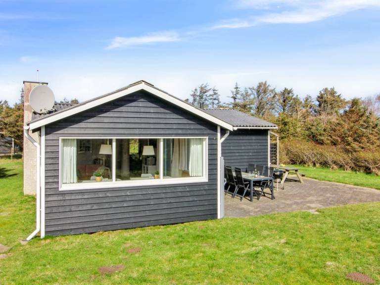 House with terrace — photo 4