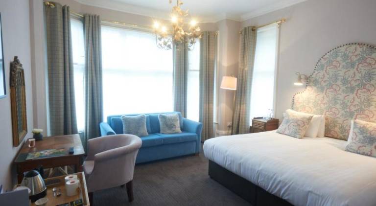 Embankment Hotel — photo 2