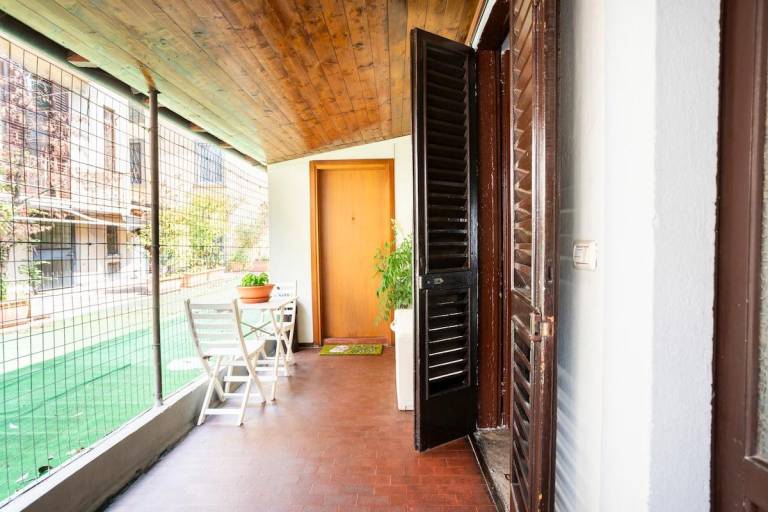 House with patio & yard | Suitable for remote work | Pets allowed — photo 5