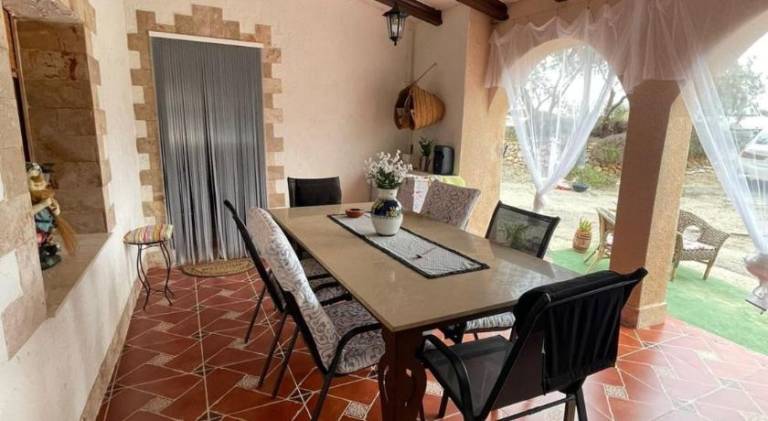 Chalet with 2 rooms for 4 persons — photo 3