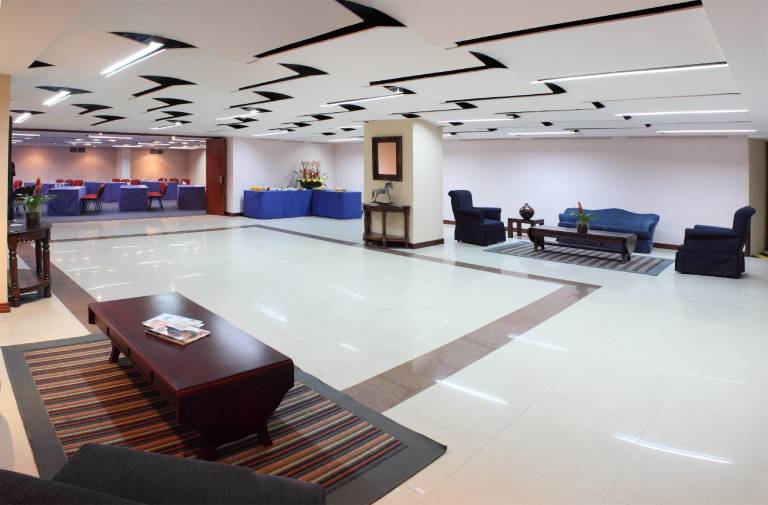 Hotel Windsor House Inn By GEH Suites — photo 2