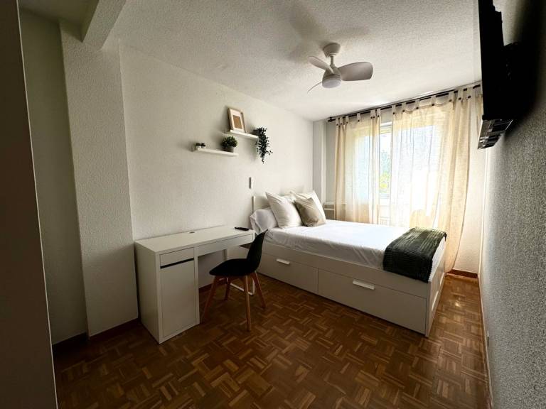 Habitación privada  Fuenlabrada