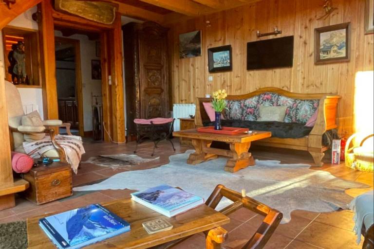 Chalet with yard, barbeque & patio in Chamonix-Mont-Blanc