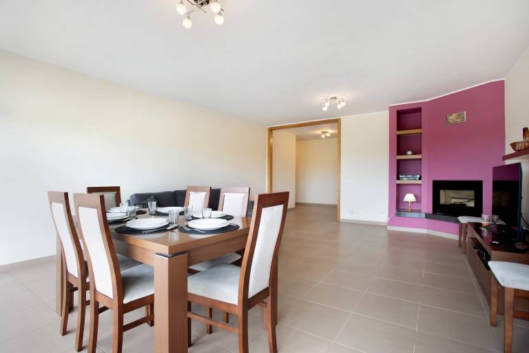 Apartment 'A O - Apartamento Gâmboa' with Sea View, Shared Terrace and Wi-Fi — photo 3
