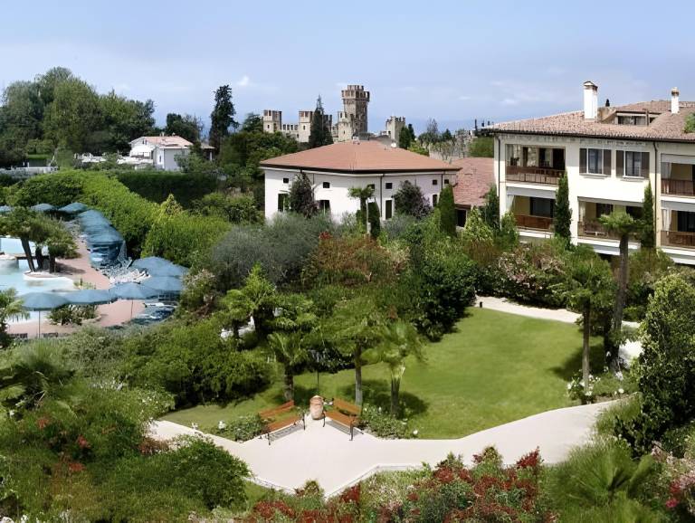 Residence Hotel Palazzo Della Scala in Lazise
