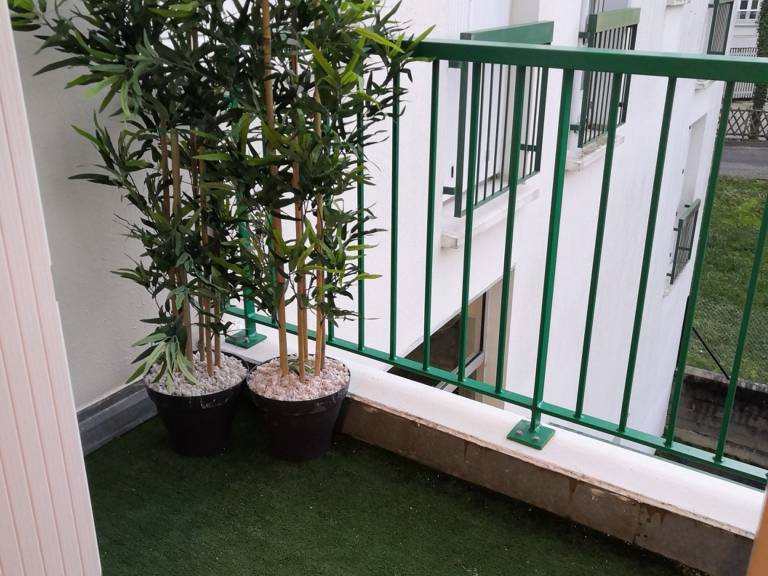 Furnished apartment with balcony - Pets allowed, WiFi — photo 3