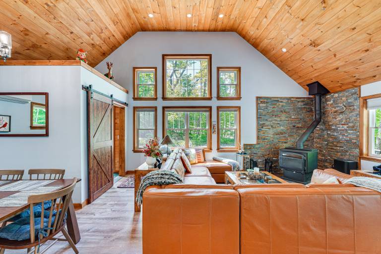 Near Hiking Trails & Ski Resorts: Killington Home! — photo 2