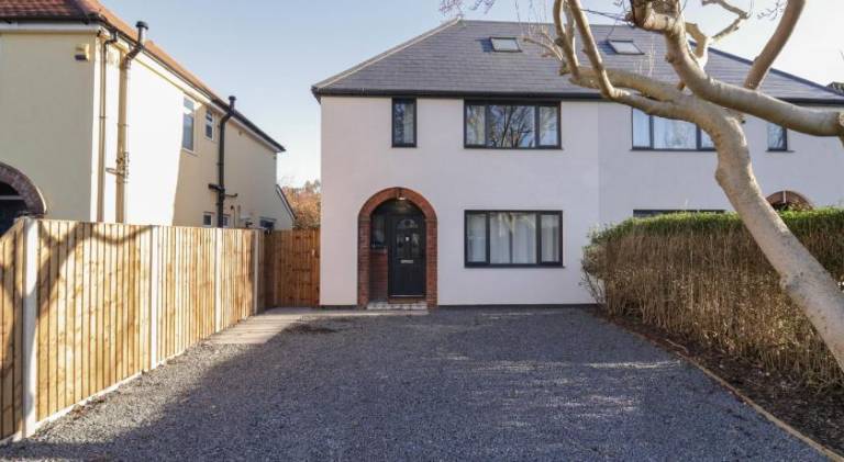 Big vacation home | Dogs allowed in Reading