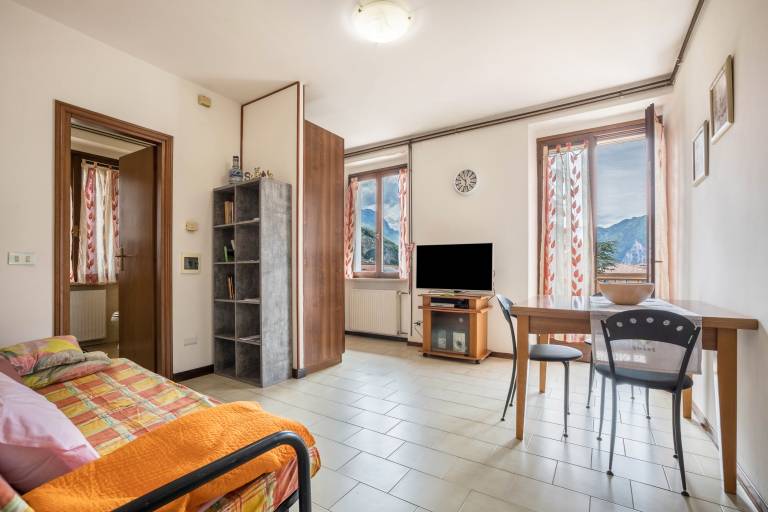 Apartment 'Casa La Sentinella Arco San Giorgio' with Mountain View, Balcony and Wi-Fi — photo 2