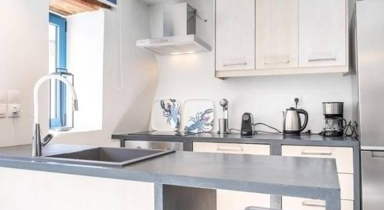 Villa with patio, private pool & garden | Suitable for remote work | Pet-friendly — photo 2