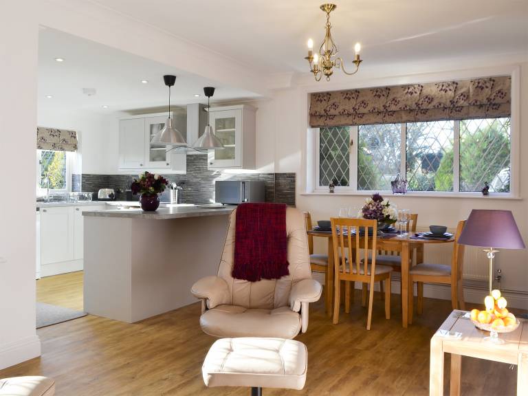 Child-friendly cottage with terrace & yard | Pet-friendly — photo 4