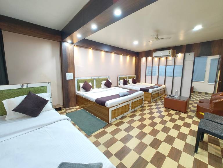 Goroomgo Akay guest house Varanasi 3km from Kashi Vishwanath Temple — photo 2