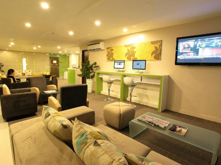 Amigo Terrace Hotel — photo 4