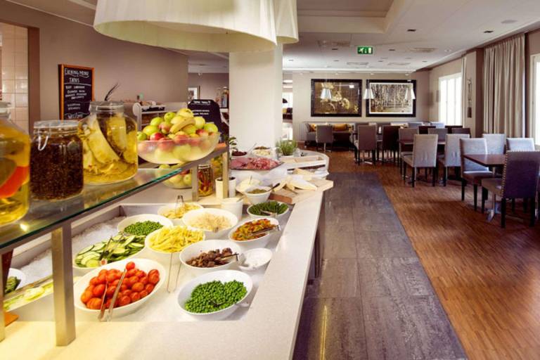 Home Hotel Tapto — photo 3