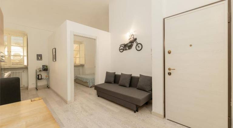 B-Homy - Palazzo Reale Apartments in Turin