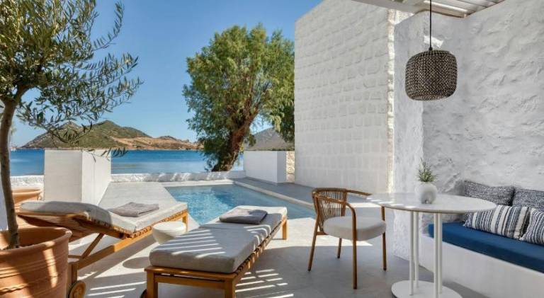 Patmos Aktis Suites & Spa — photo 4