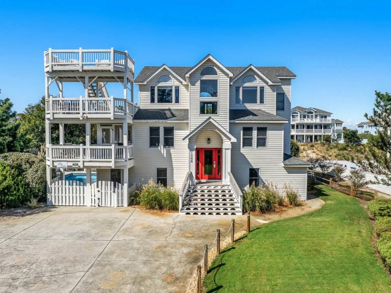 Fun in Paradise 1375 ft to the beach Private Pool, Hot Tub, and Dog Friendly — photo 4
