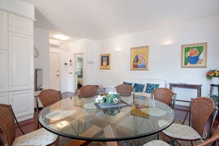 Apartment 'Appartamento Gabbiano' with Shared Terrace, Wi-Fi and Air Conditioning — photo 4